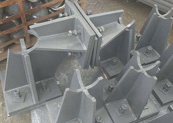 济宁煤棚网架双向支座